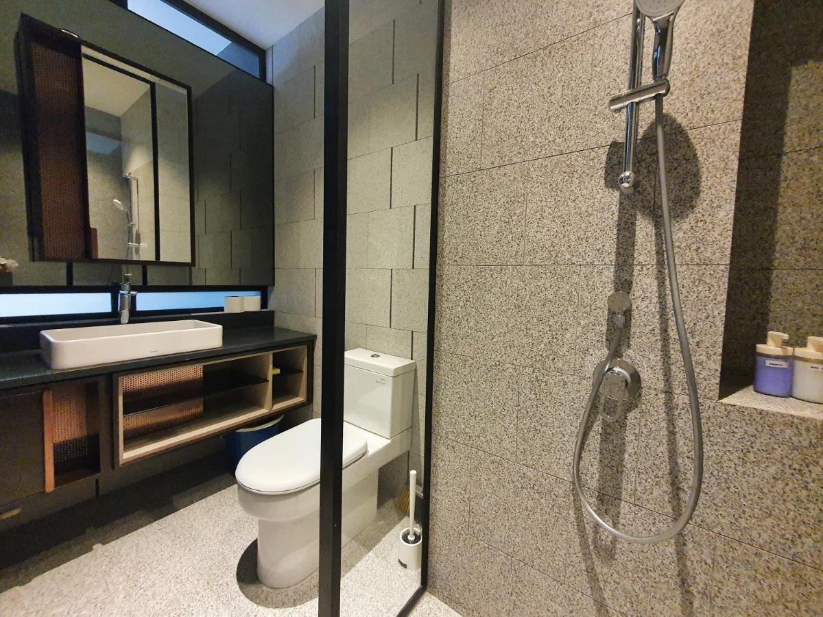 Scarletz Suites @ Klcc, By Twofive Куала-Лумпур Экстерьер фото